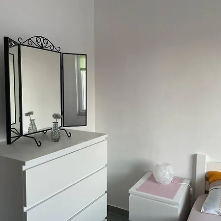 Bobovik - 3 Bedrooms * ヴィル