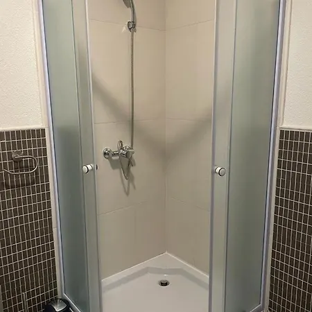 Bobovik - 3 Bedrooms アパート ヴィル