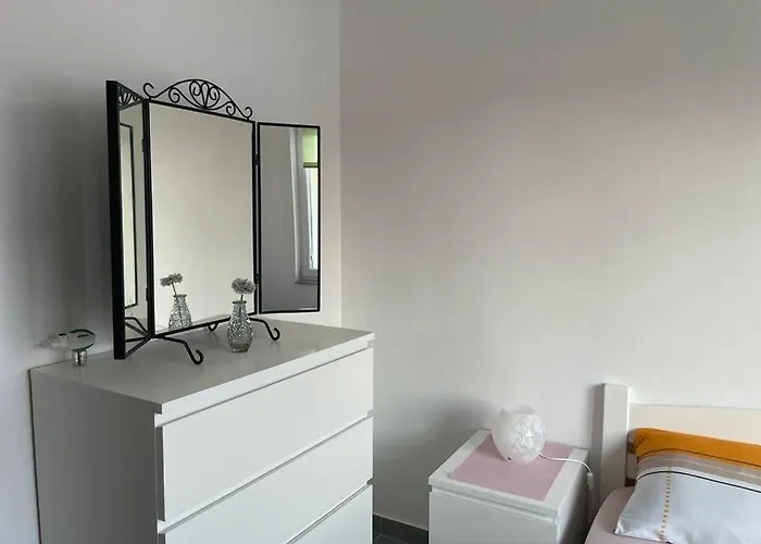 Bobovik - 3 Bedrooms * Vir