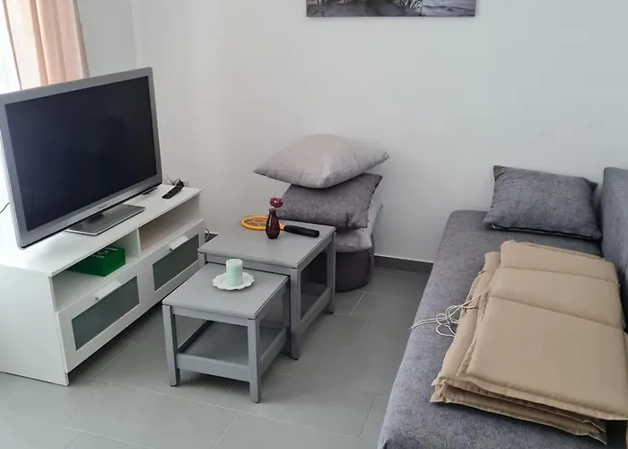 Bobovik - 3 Bedrooms * Vir