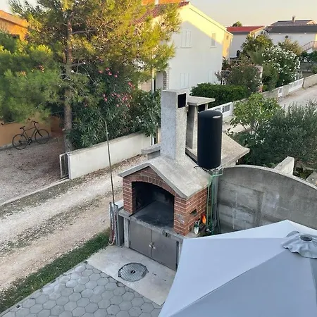 Bobovik - 3 Bedrooms Vir